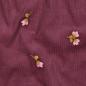 Preview: 0,5 MTR. ♥ WEICHER BABY FEINCORD BROMBEERE/BEERE GESTICKE BLÜMCHEN ♥