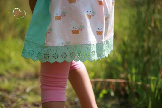 ♥1 Mtr. Wäschespitze - BLUMENRANKE - 6cm - MINT ♥