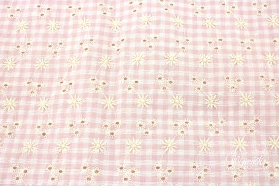 0,5 MTR. ♥ SEERSUCKER LOCHSTICKEREI Baumwolle Rose ♥