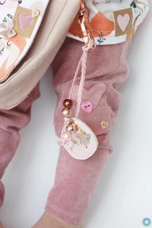 0,5 MTR. ♥ WEICHER  FEINCORD BEERE ♥