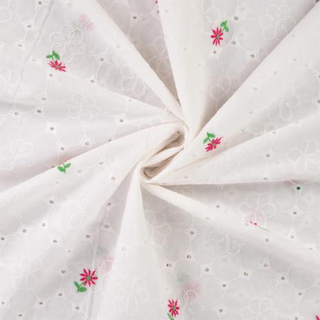 0,5 MTR.  BLÜMCHEN LOCHSTICKERREI WEISS