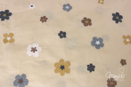 0,5 MTR. BESTICKTE DAISY BLÜMCHEN BAUMWoLLE - SAND