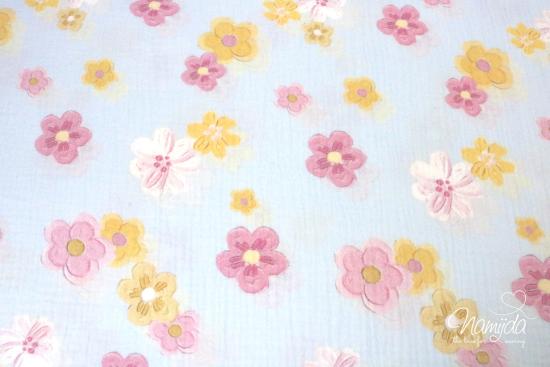 0,5 MTR.  ♥ MUSSELIN DOUBLE GAUZE - FLOWERS HELLBLAU ♥