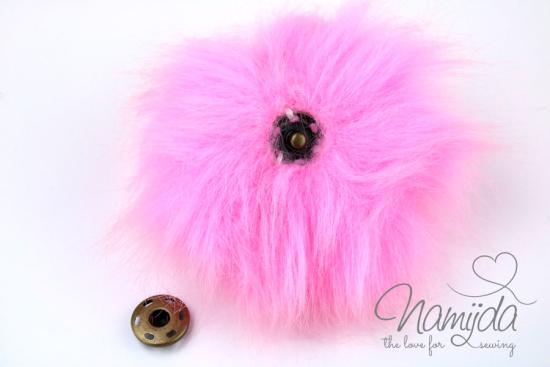 1 Stück DRuCKKNOPF FeLLbommel - RoSA - 10cm