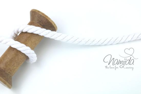 1 MTR. ♥ Gedrehte, weiche Hoodie Kordel - WeiSS  - 8mm ♥