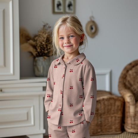 0,5 MTR. FLANNEL CHERRIES 100% BAUMWOLLE