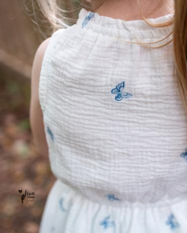 0,5 MTR. ♥ BUTTERFLY JEANS GESTICKT MUSSELIN ♥