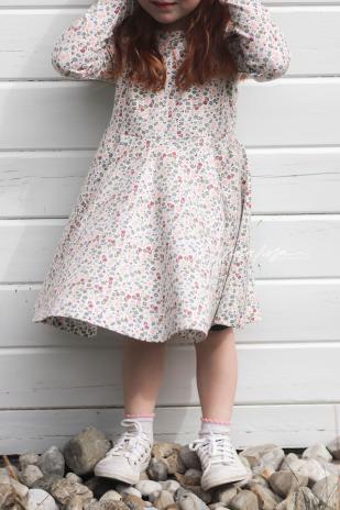 0,5 MTR.  STREUBLÜMCHEN APRICOT/DUSTYBLUE/KHAKI - JERSEY