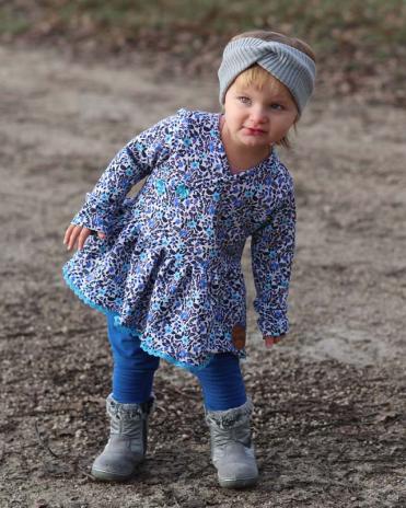 0,5 MTR. FROZEN WINTERBLÜMCHEN TÜRKIS/AUBERGINE FRENCH TERRY