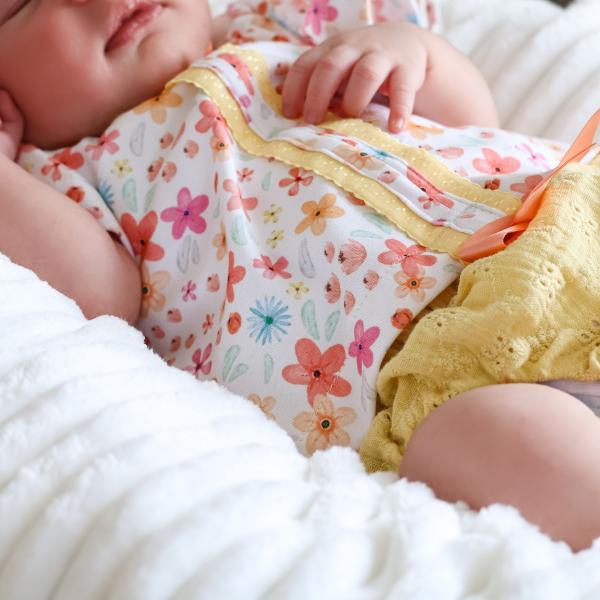 0,50 MTR. ♥ BIO JERSEY SUMMER FLOWERS ROSE/APRICOT ♥