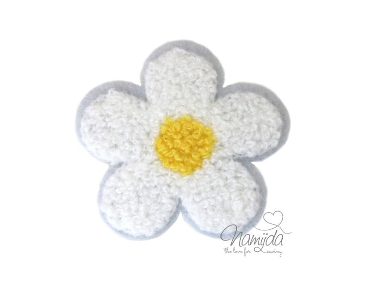1 Stück - GÄNSEBLÜMCHEN WEISS CHENILLE PATCH