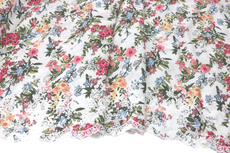 0,5 MTR. VISKOSE BORDÜREN STICKERREI FLOWERS - WEISS