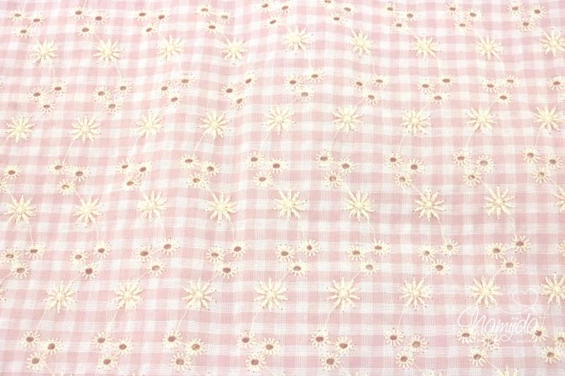 0,5 MTR. ♥ SEERSUCKER LOCHSTICKEREI Baumwolle Rose ♥