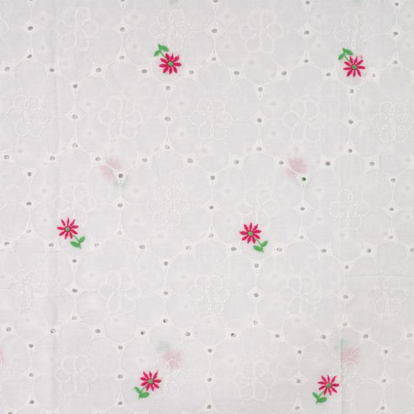 0,5 MTR.  BLÜMCHEN LOCHSTICKERREI WEISS