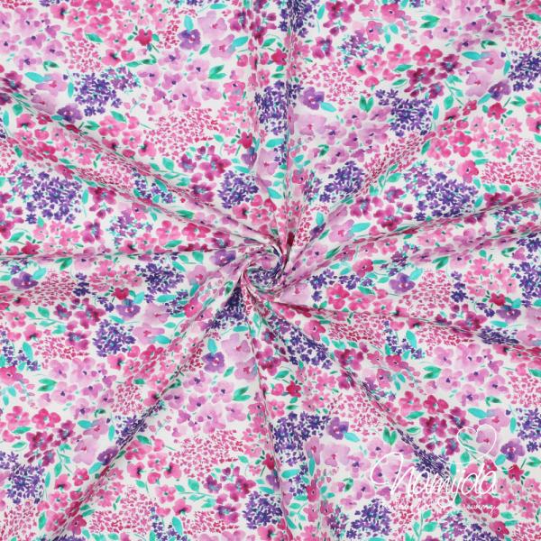 0,5 MTR. FLOWERS LILA/ROSE BAUMWOLL POPELINE