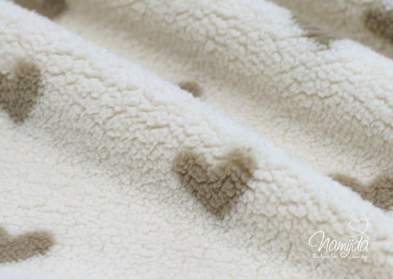 0,5 MTR. ♥ TEDDY HEARTS NATUR/TAUPE ♥