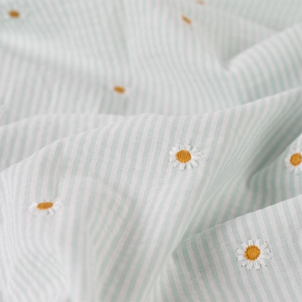 0,5 MTR. SEERSUCKER STREIFEN GÄNSEBLÜMCHEN MINT BAUMWOLLE