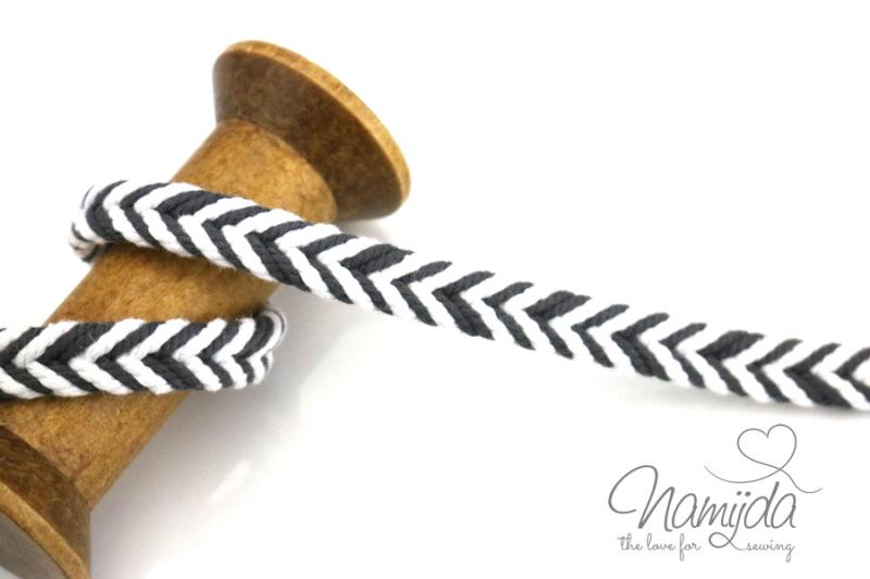 1 MTR. ♥ FLECHT KORDEL GRAU/WeiSS - 10mm ♥
