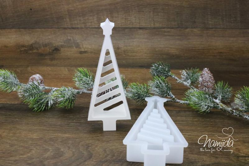 1 Stück ♥ GIESSFORM SILIKON WEIHNACHTS BAUM MIT STREIFEN ♥
