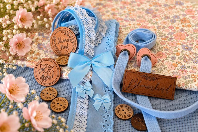 0,50 MTR. ♥ NÄHSET PASTEL BLOOM LOVE JERSEY /WAFFELSTRICK JERSEY ♥