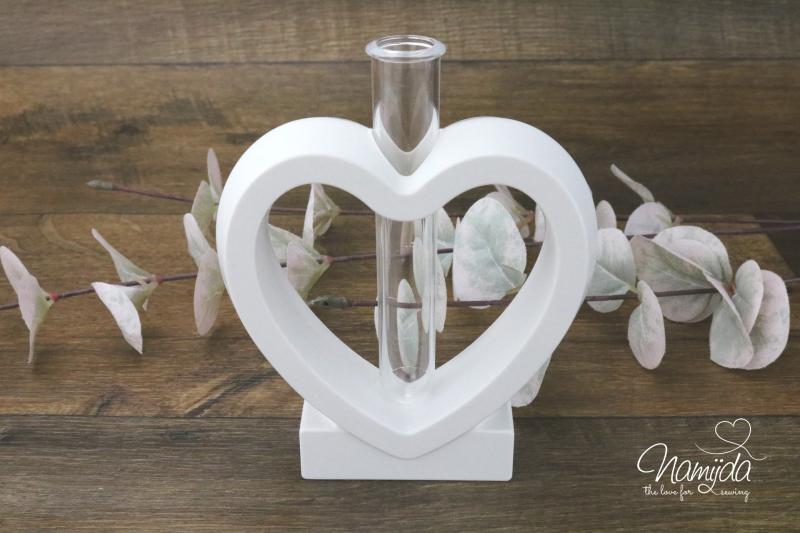 1 Stück ♥ GIESSFORM SILIKON - BLUMENVASE HERZ + 1 REAGENZGLAS ♥