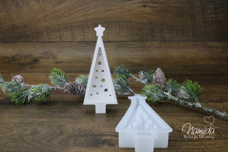 1 Stück ♥ GIESSFORM SILIKON WEIHNACHTS BAUM MIT STERNEN ♥