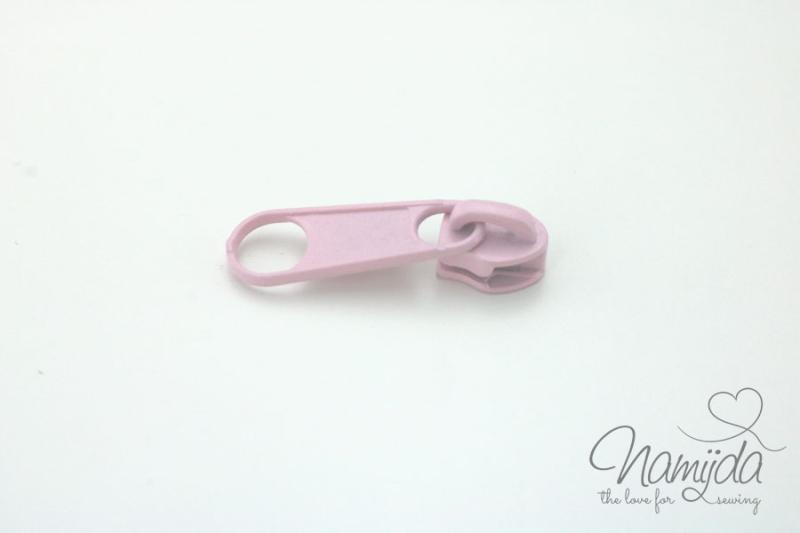 1 STÜCK - REIßVERSCHLuSS  ZiPPER - Flieder - 3mm