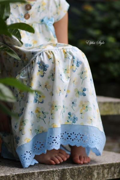 ♥1 Mtr. Wäschespitze - XXL Blütentraum 8cm - Baby Blau ♥