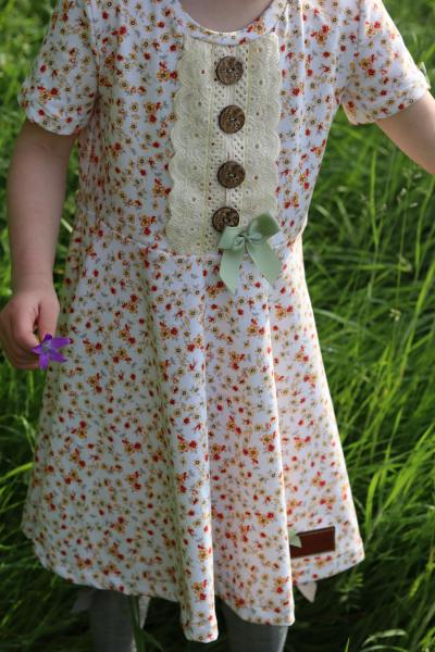 0,50 MTR. ♥ PETITE FLEUR STREUBLüMCHEN HELLGELB/MINZE JERSEY ♥