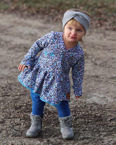 0,5 MTR. FROZEN WINTERBLÜMCHEN TÜRKIS/AUBERGINE FRENCH TERRY