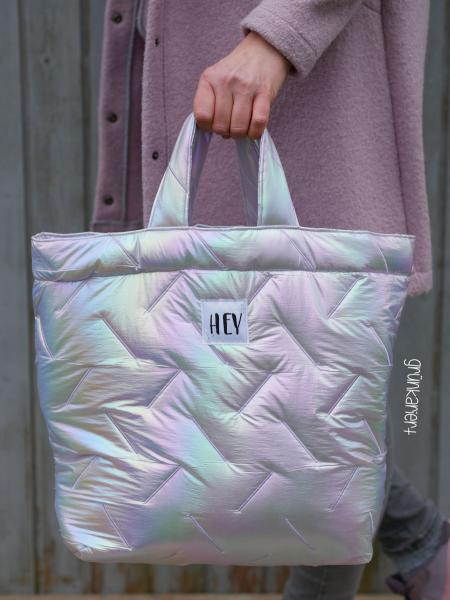 RESTSTÜCK 1,30 MTR. ♥ RAINBOW SHINY ABGESTEPPTER JACKENSTOFF - FLUOREZIEREND ♥