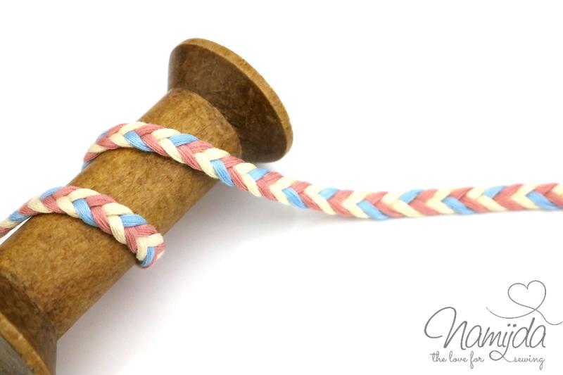1 MTR. ♥ GEFLOCHTENE KORDEL - ROSE/HeLLBLAU/CREME  - 8mm ♥